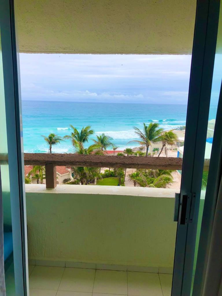 Solymar Hotel All Inclusive カンクン エクステリア 写真