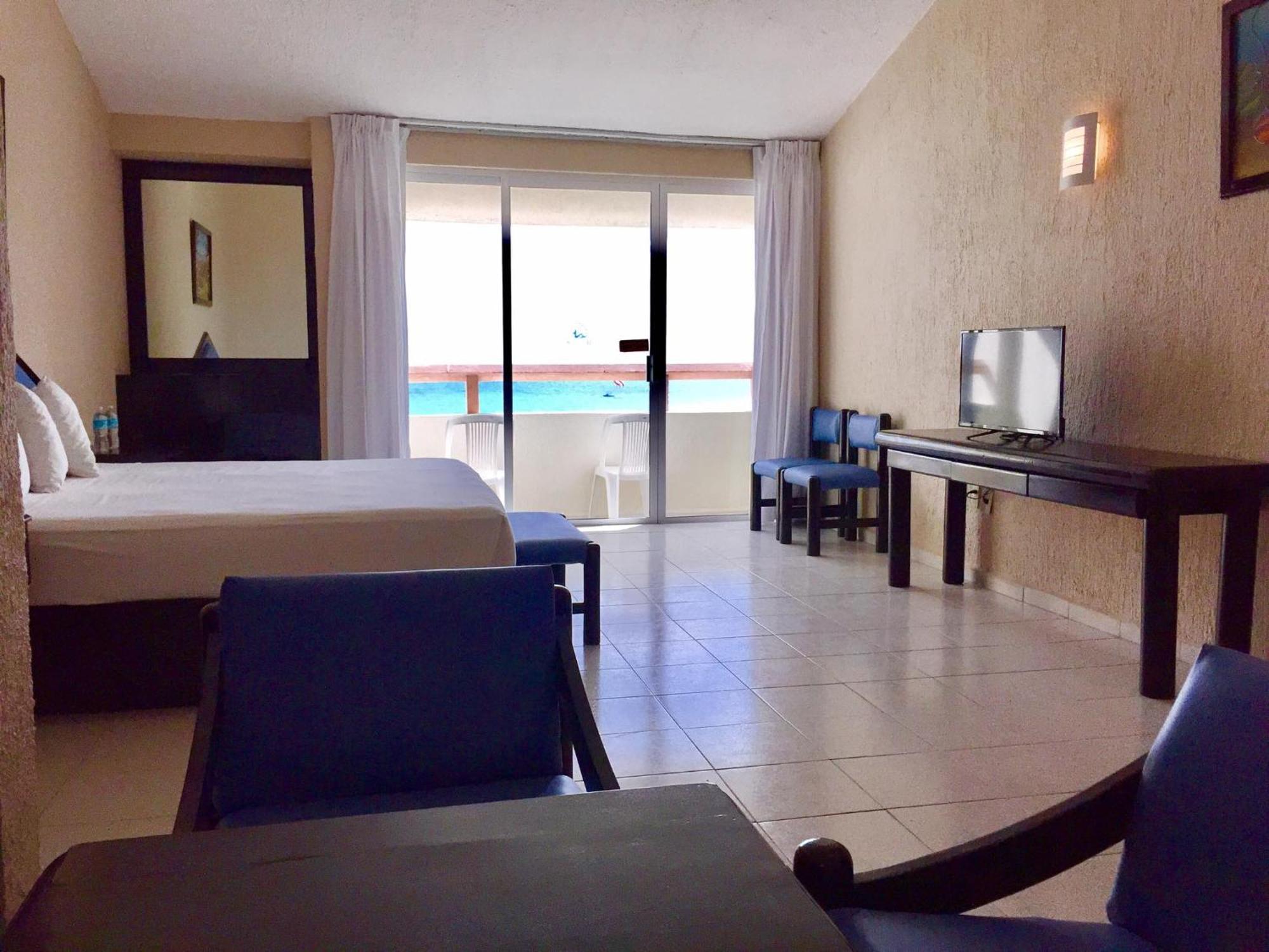 Solymar Hotel All Inclusive カンクン エクステリア 写真