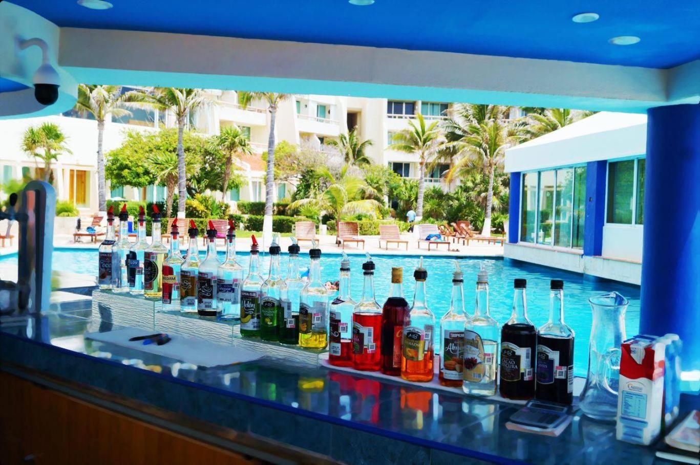 Solymar Hotel All Inclusive カンクン エクステリア 写真